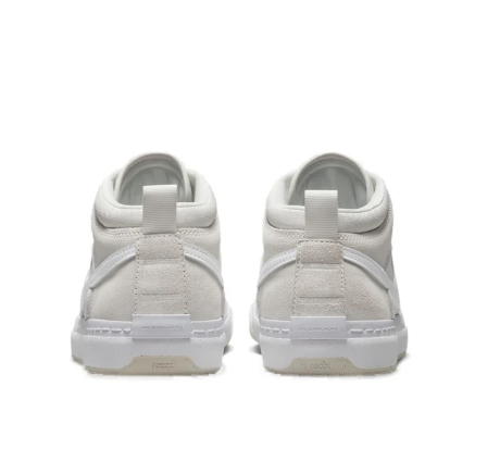 Nike SB React Leo 'Phantom/Summit White' Sneakers DX4361-004