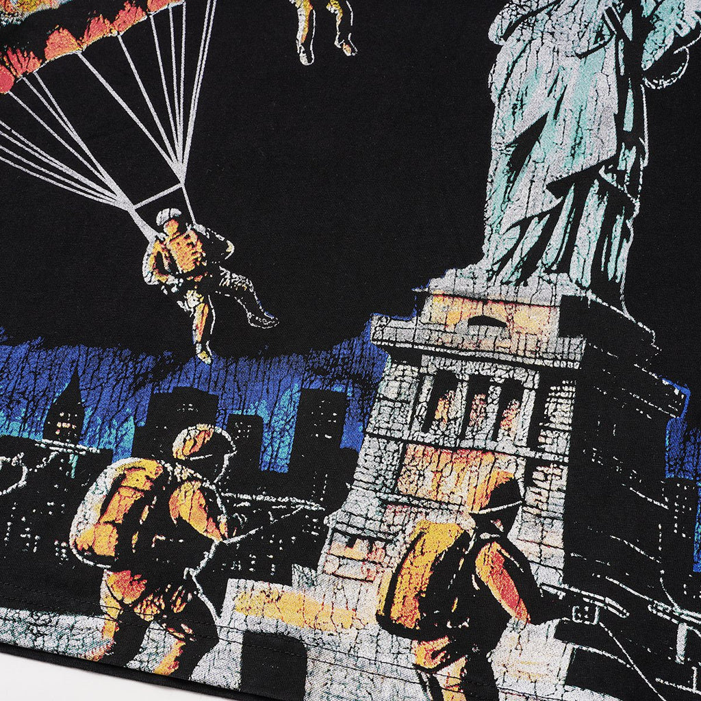 VALLEY Statue of Liberty Parachute Graphic T-Shirt