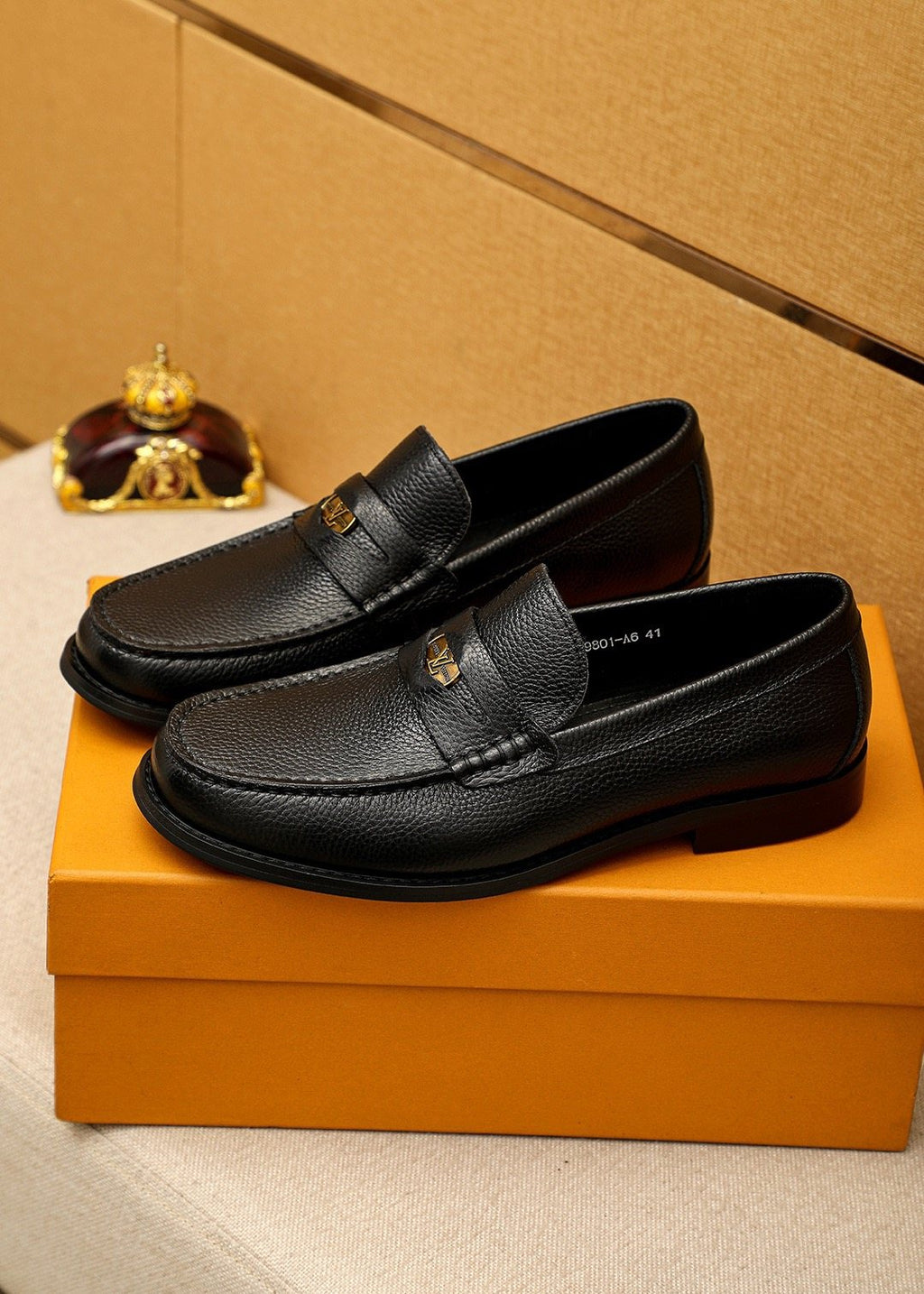 Louis Vuitton Black Pebbled Leather Loafers