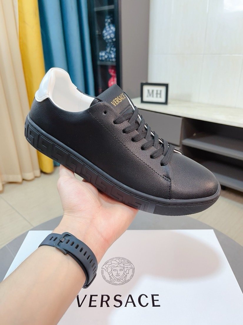 Versace Men's Low-Top Lace-Up Sneakers