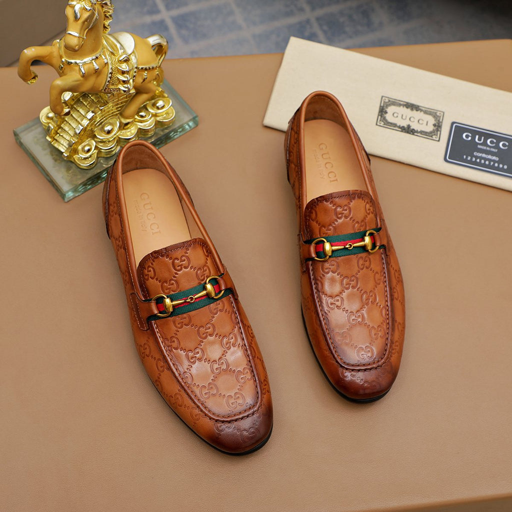 Gucci Patterned Metal-Bit Loafers