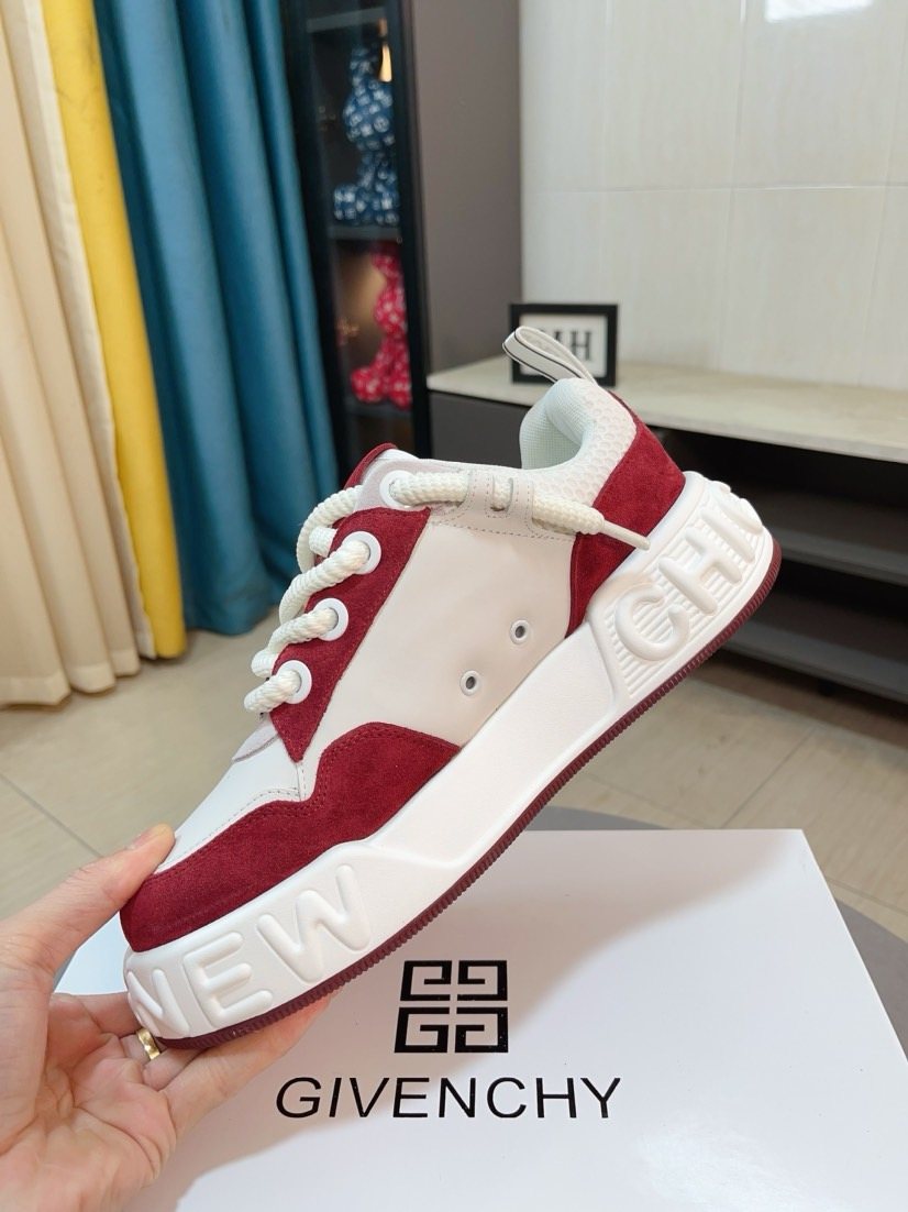 Givenchy Contrast-Panel Low-Top Sneakers